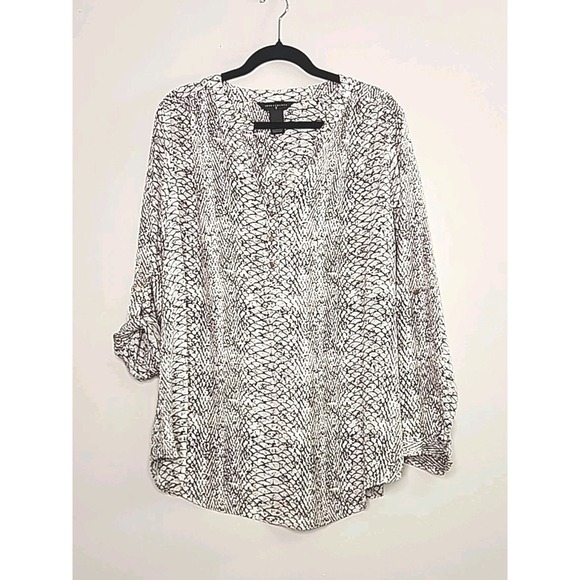 Investments Tops - Investments Womens 2X Snakeskin Pattern Black/white blouse Corpcore Witchy Fairy